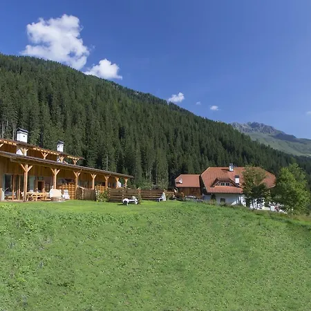 Chalet Wiesenglueck Santa Maddalena in Casies